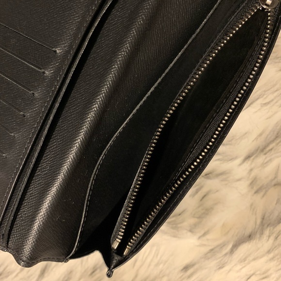 UNISEX Louis Vuitton Monogram Wallet - Picture 7 of 10